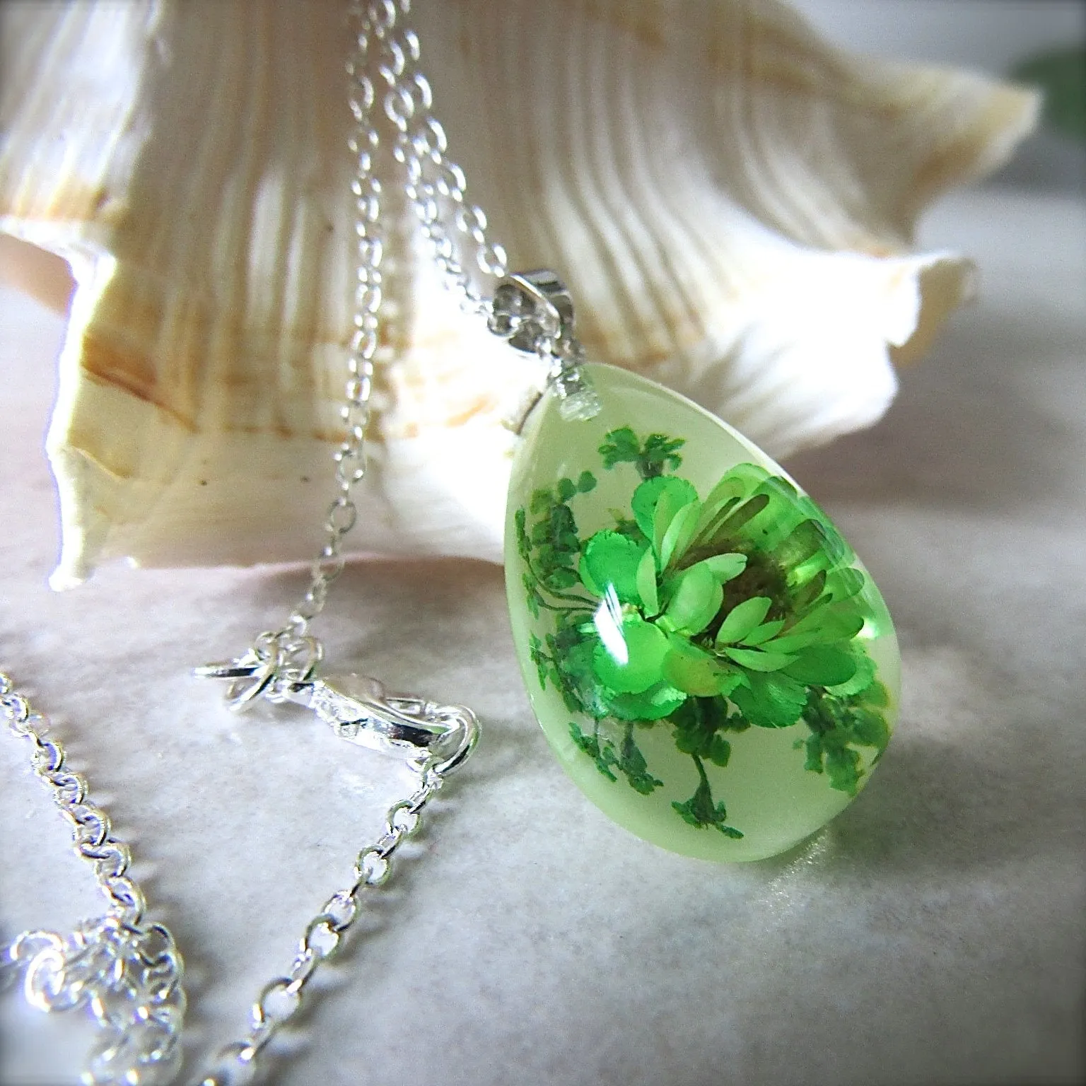 (On Sale!) Spring Gardens Real Flower Necklaces